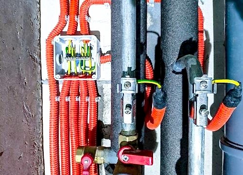 Услуга электрика, установка розеток и прочего электрооборудования | Компания «Отделка и Ремонт» установка розеток