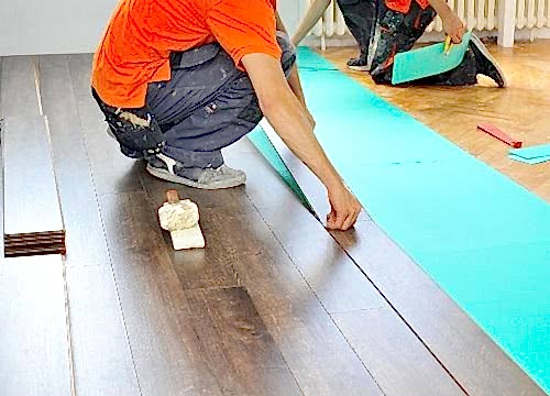 Как правильно положить паркет и ламинат | Компания «Отделка и Ремонт» Кладем ламинат